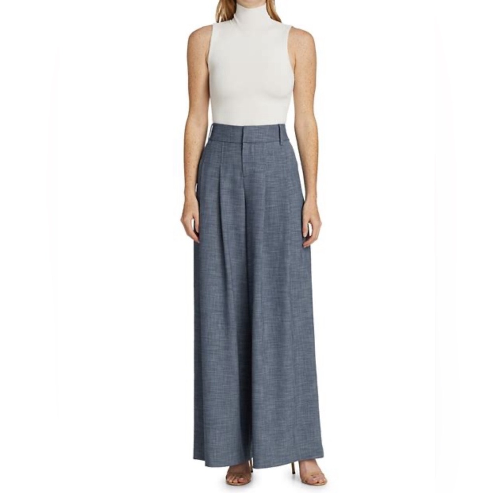 Alice + Olivia Cream High-Neck Tank Top